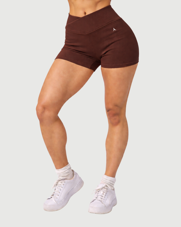 CHOCOLATE | Performance Shorts | FRONT