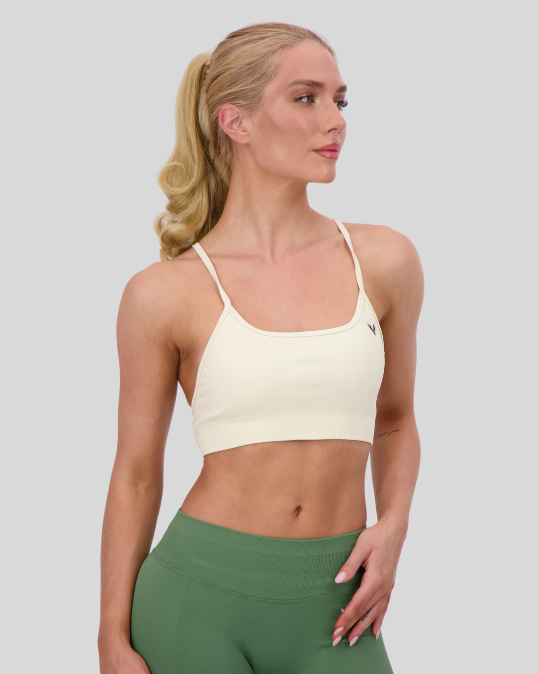 WHITE | Everyday Seamless Bra | FRONT