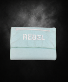 REBEL GYM TOWEL