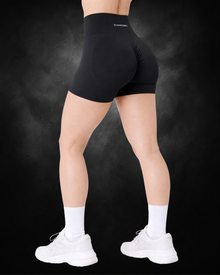 Curve Seamless Shorts